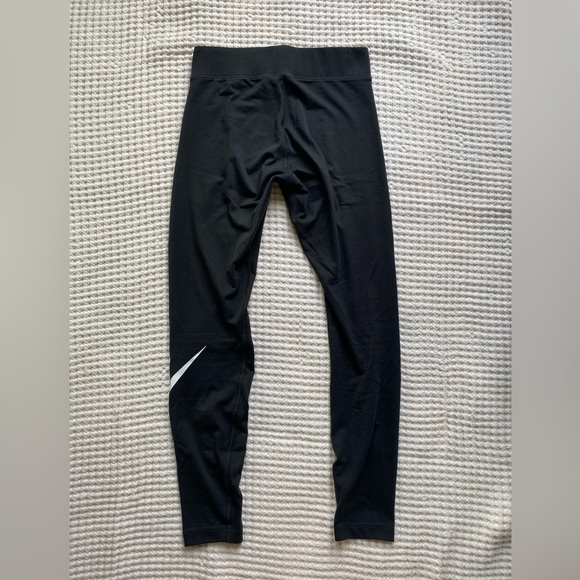 Nike Leggings - Picture 2 of 4